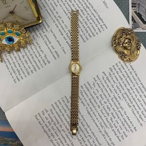 Vintage Gold Tone Seiko Women's Watch